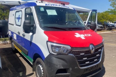 Prefeitura de  Aparecida recebe nova ambulância para transporte de pacientes