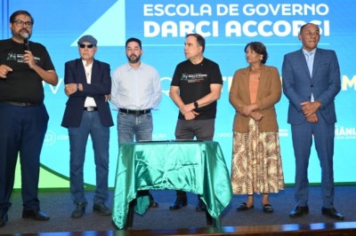 Mabel retoma Escola de Governo Darci Accorsi e anuncia medidas de valorização dos servidores municipais