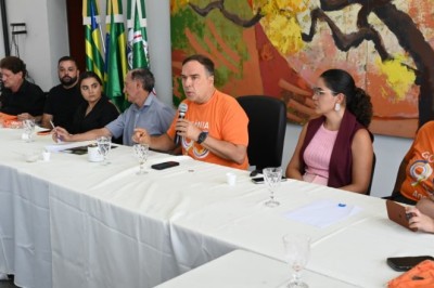 Mabel e vereadores da base avaliam impacto do fim dos descontos da taxa do lixo decidido pelo TJGO