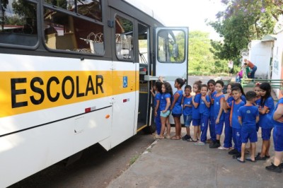 Prefeitura de Goiânia garante transporte escolar a 1,9 mil alunos