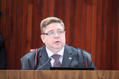 Divergência do ministro Raul Araújo desafiou a separação entre a instânciacível-eleitoral e a instância criminal