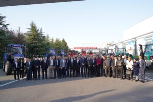 Governador Ronaldo Caiado e comitiva se reúnem com diretores da Weichai Power, multinacional chinesa fabricante de motores, máquinas agrícolas, de construção e logística